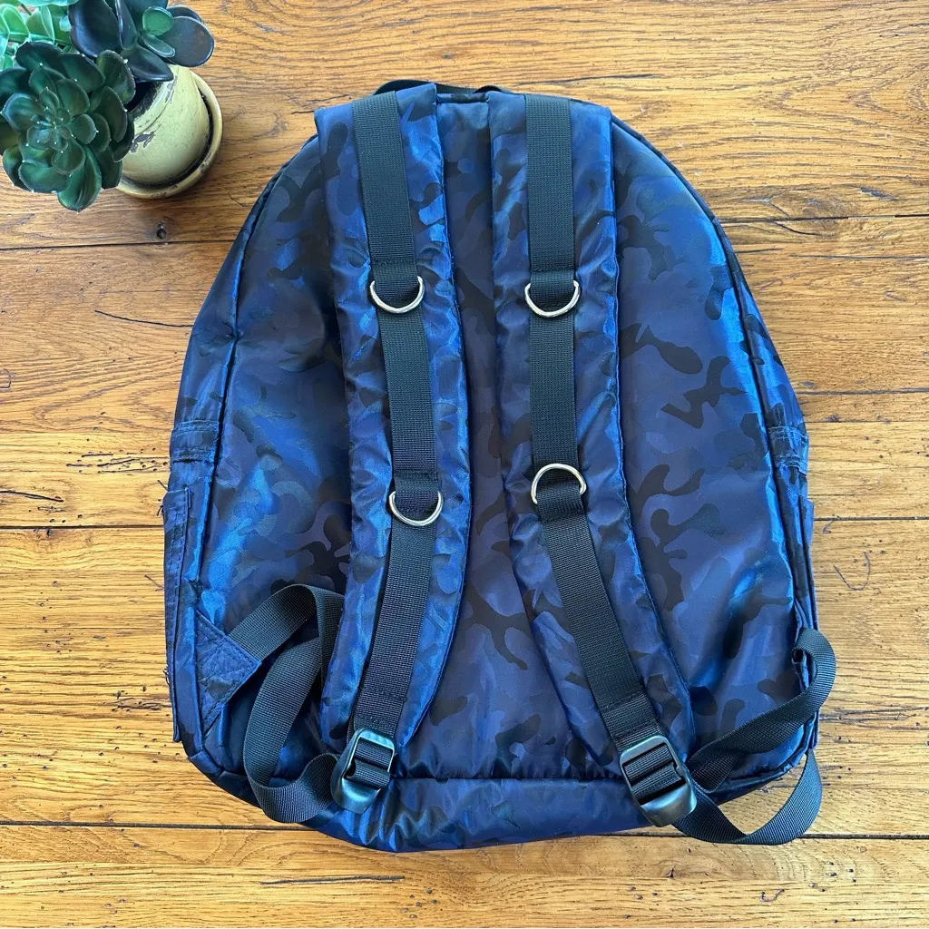 Slate & Stone Nylon Blue Camo Laptop Backpack - Image 2