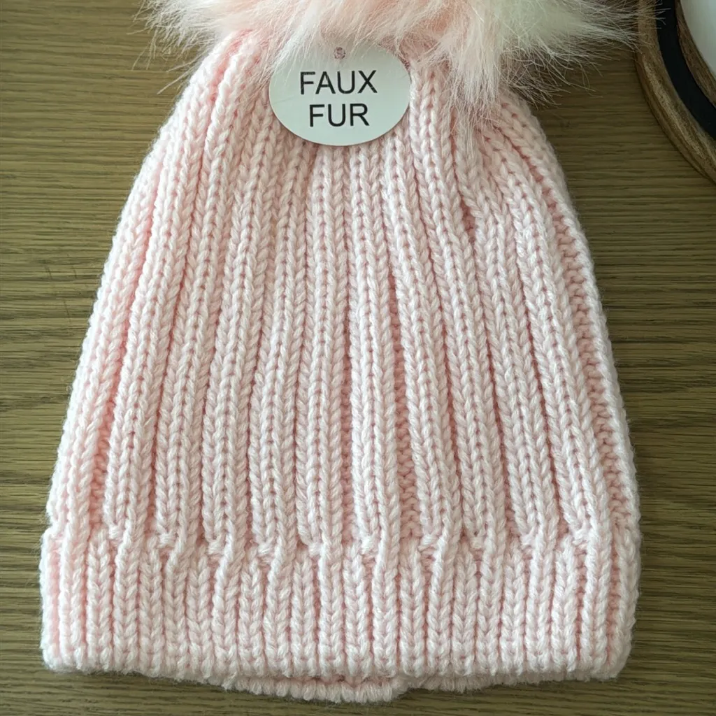 Lovr 2 Design Knit Beanie with Faux Fur Pom Pink - Image 2
