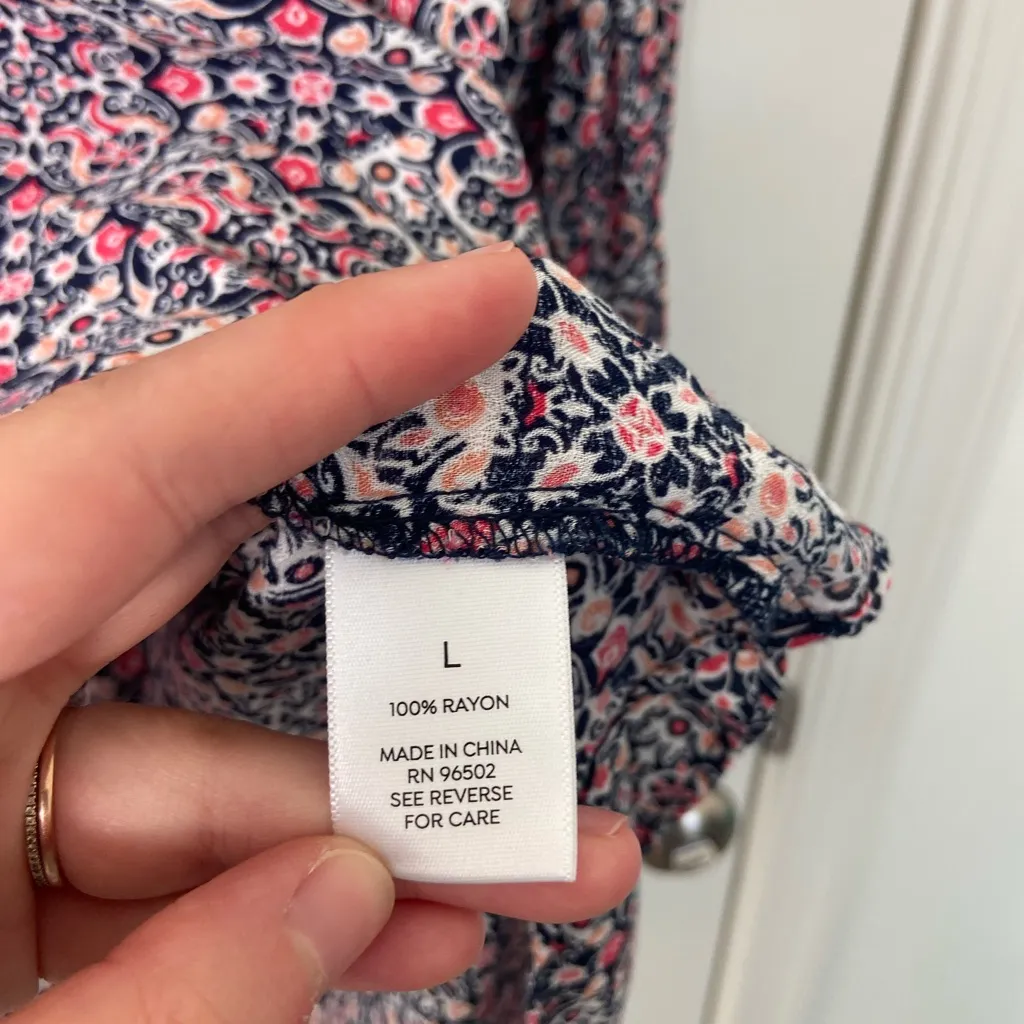 NWOT Westport women’s blue pink popover button neck tie sleeve floral blouse L‎ - Image 4