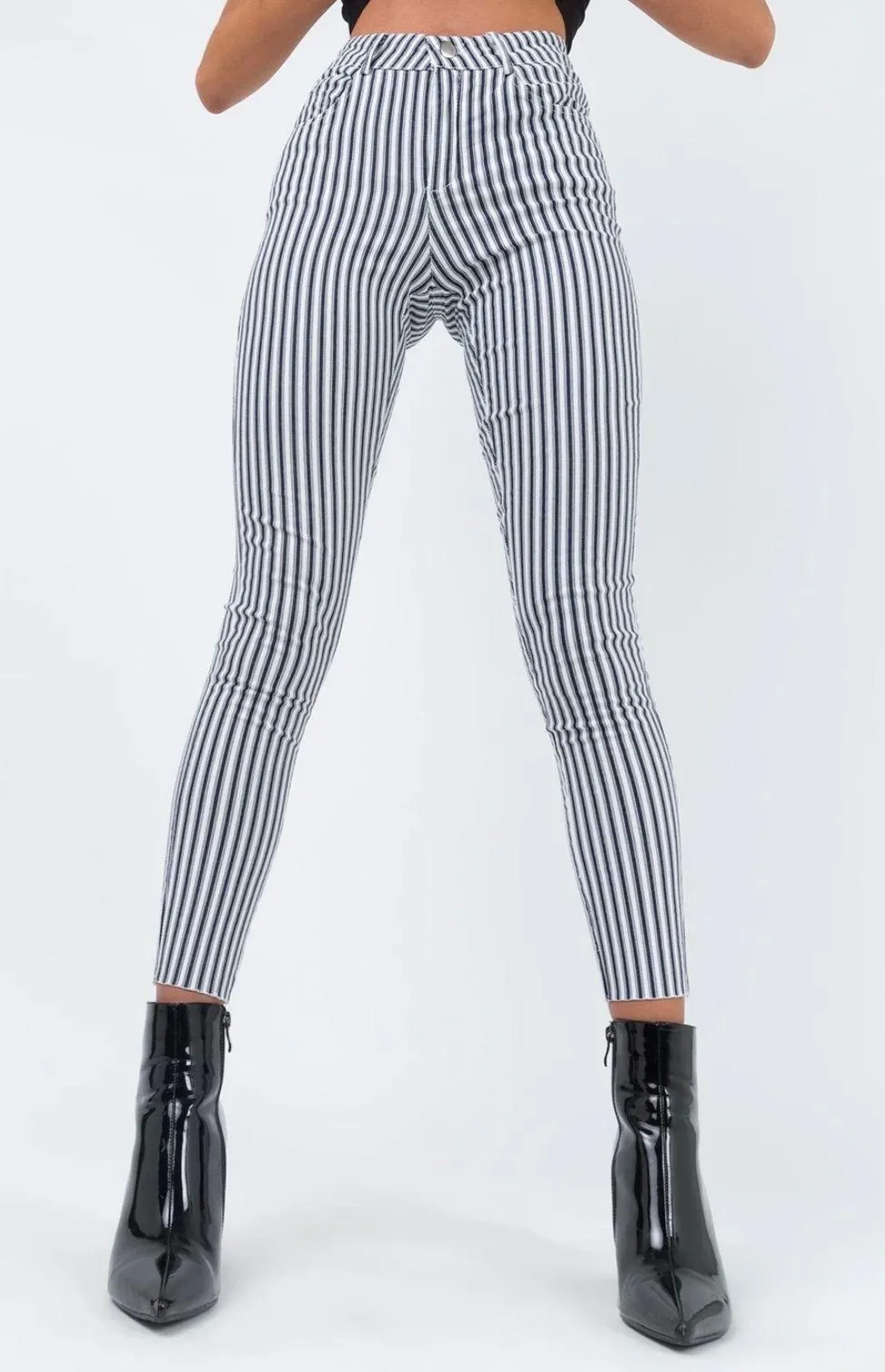 Princess Polly The Elke Pants in Navy - Image 4