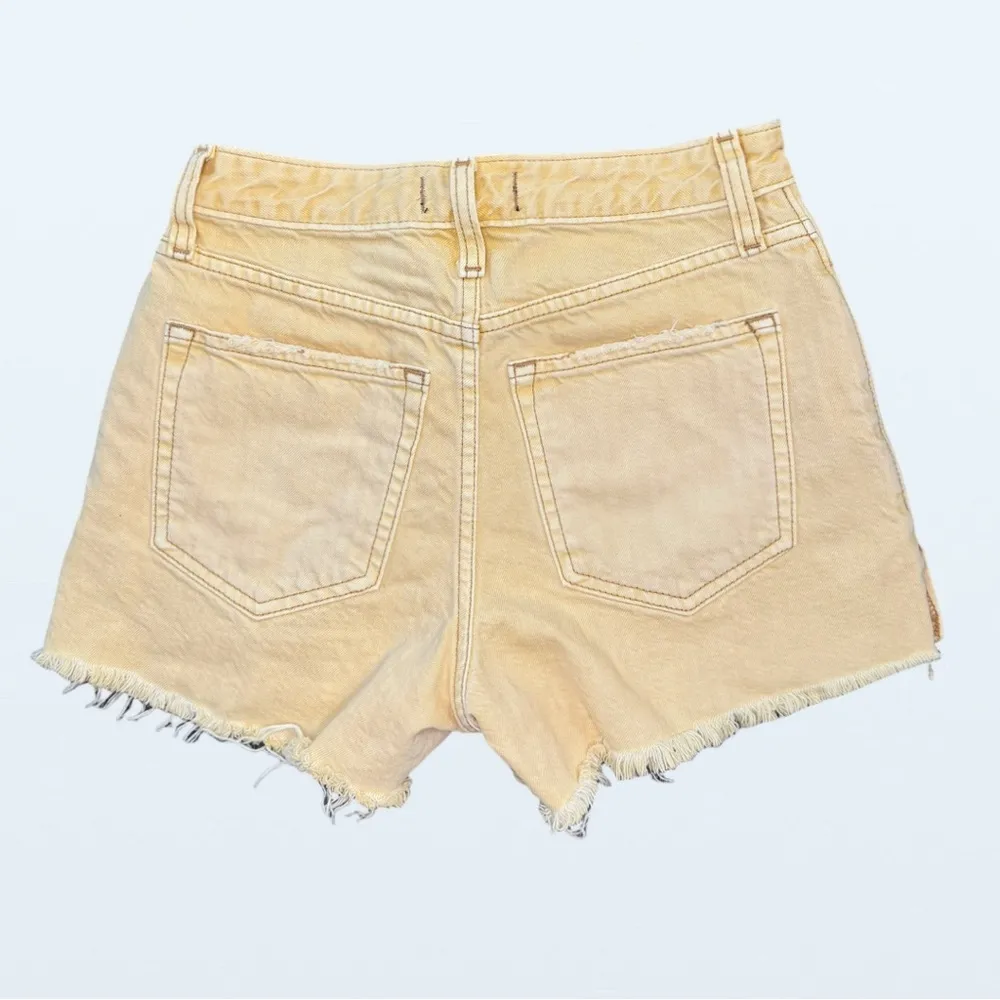 NWT Abercrombie & Fitch Annie High Rise Short in Pale Yellow, Women’s Size 00 - Image 4