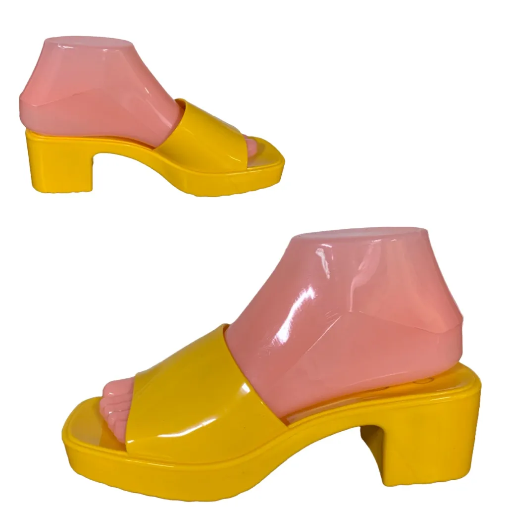 JESSICA SIMPSON LEMON YELLOW "GAVENA" BLOCK HEEL SLIDE PLASTIC SHOES (7) - Image 8