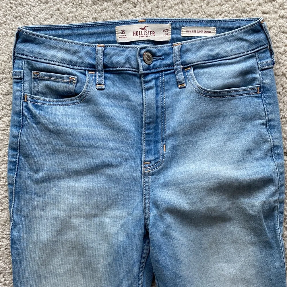 Hollister 3S high rise super skinny light wash denim jeans - Image 2