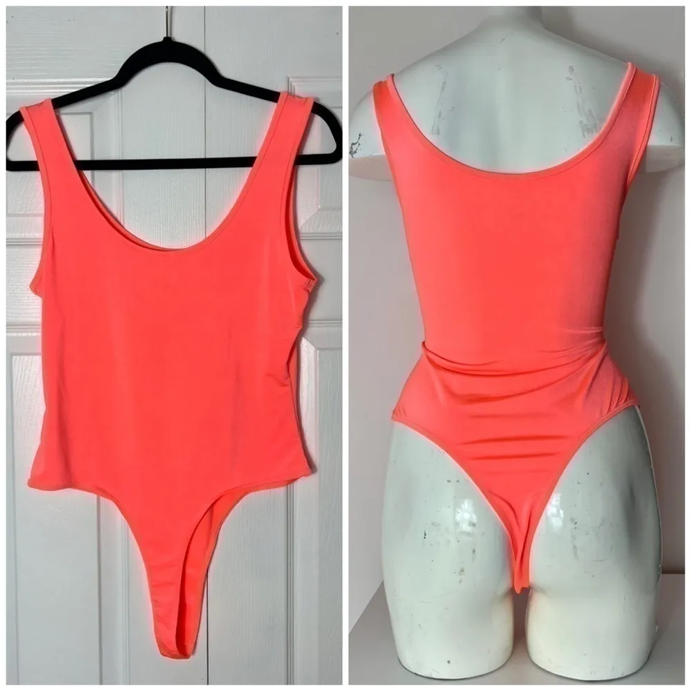 Votique Neon Orange Scoop Neck Slinky Stretch Bodysuit One Piece Size Large - Image 3