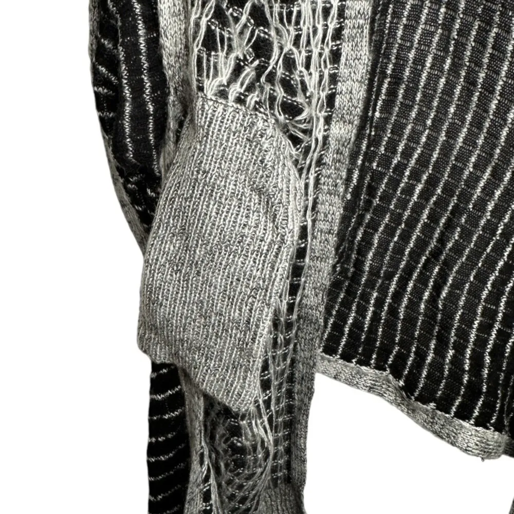 Earthbound‎ Trading Co. Sweater Wrap nwt - Image 3