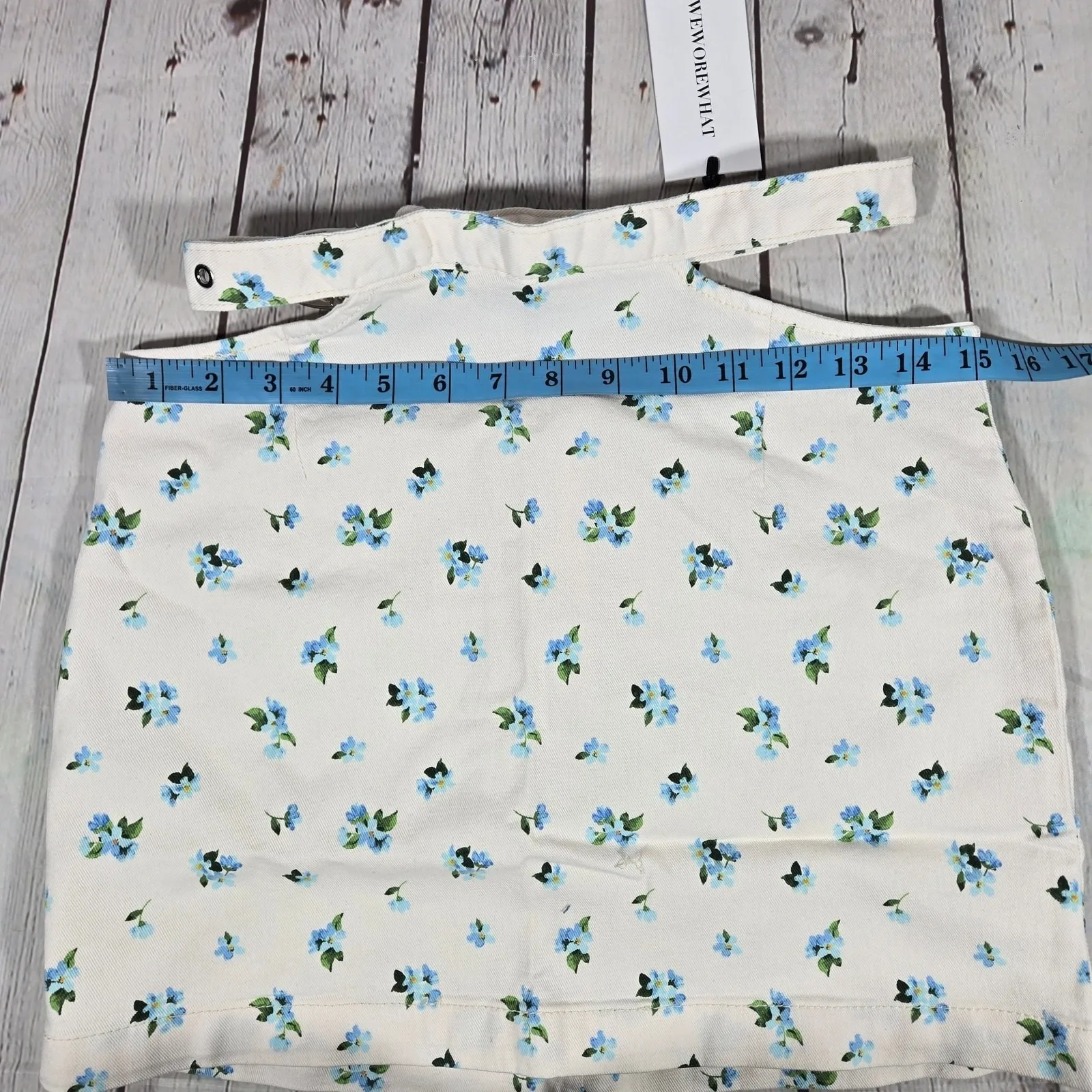 WeWoreWhat Cut Out Skirt in Ivory Watercolor Ditsy‎ S NWT - Image 8