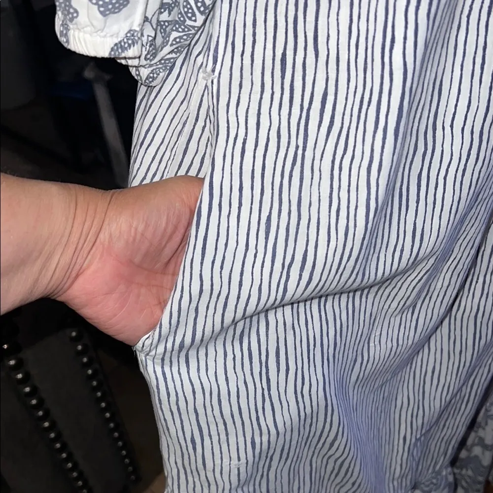 White Midi Sundress with Flutter Sleeves and Square Neck Size undefined - Image 12