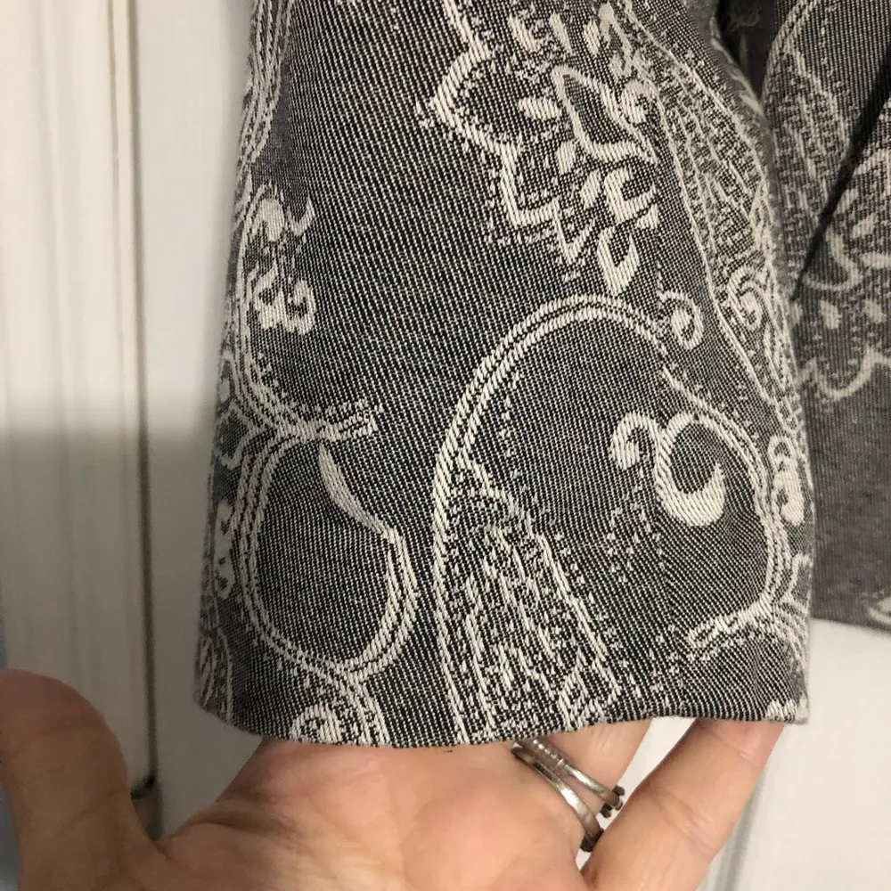 Liz Claiborne Studio by  suit jacket blazer gray paisley women’s size 10 - Image 6