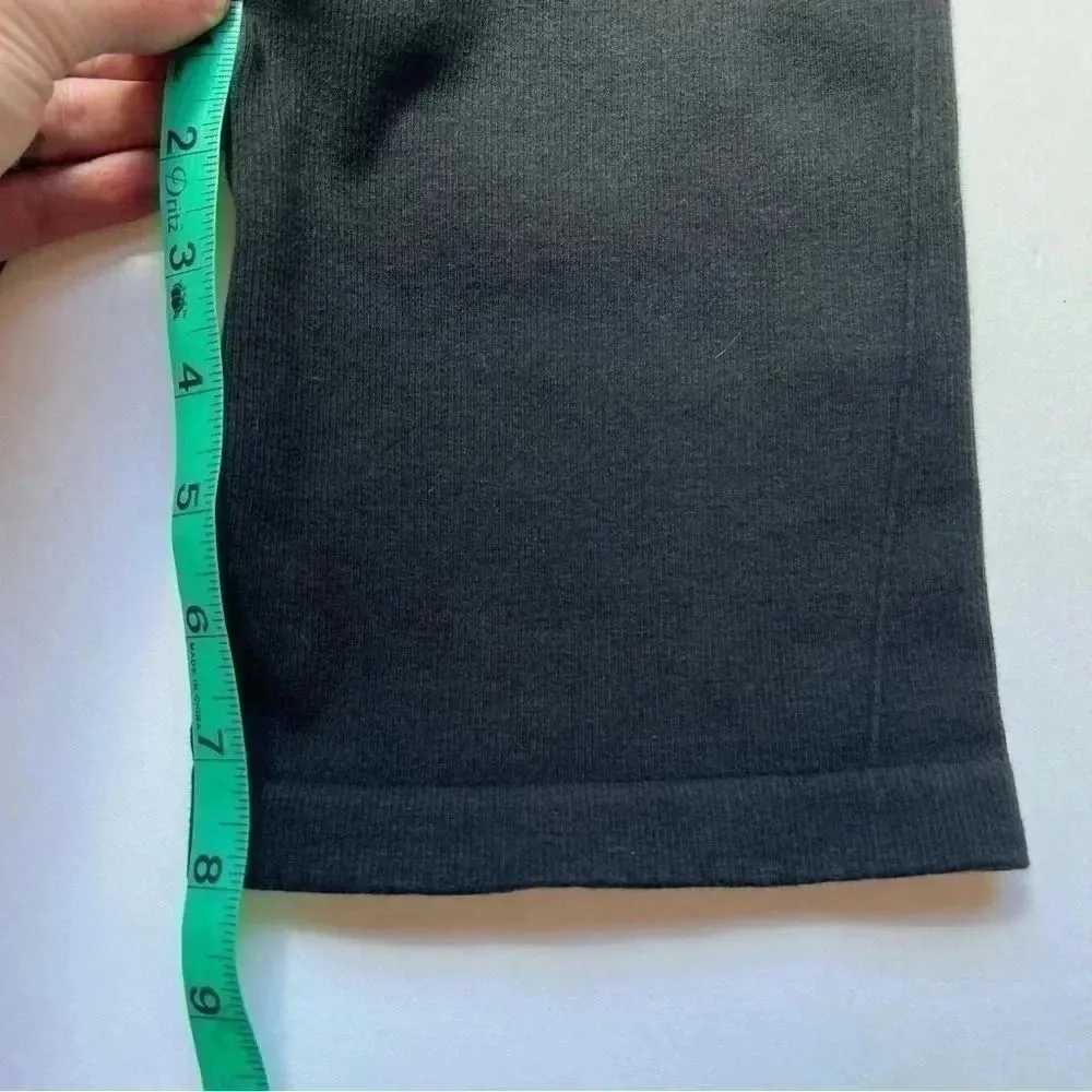 Everlane The Seamless Bike Short Black Size X-Small/Small NWT - Image 5