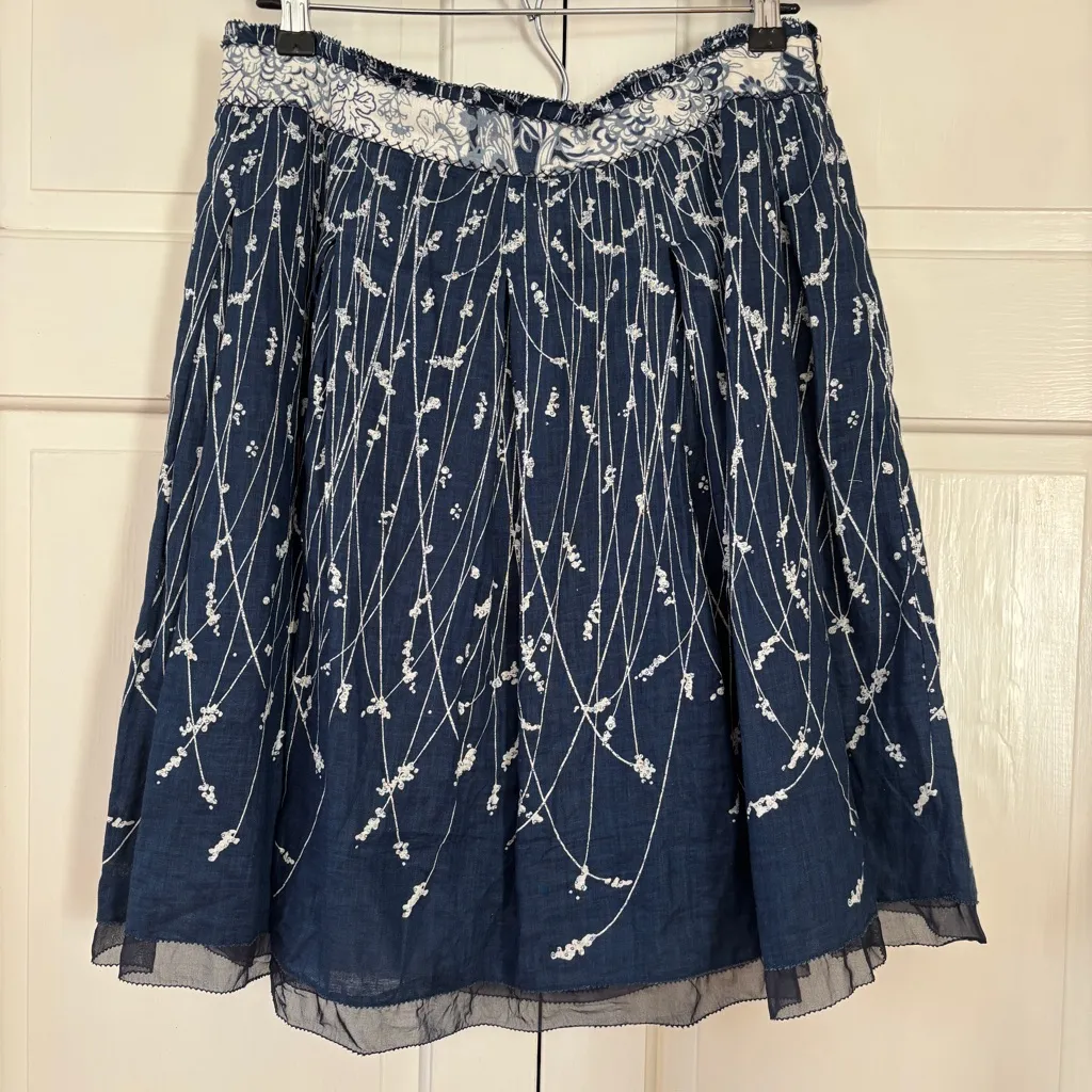 Elie Tahari Navy and White Floral Chambray A-Line Skirt 100% Linen Size 10 - Image 2