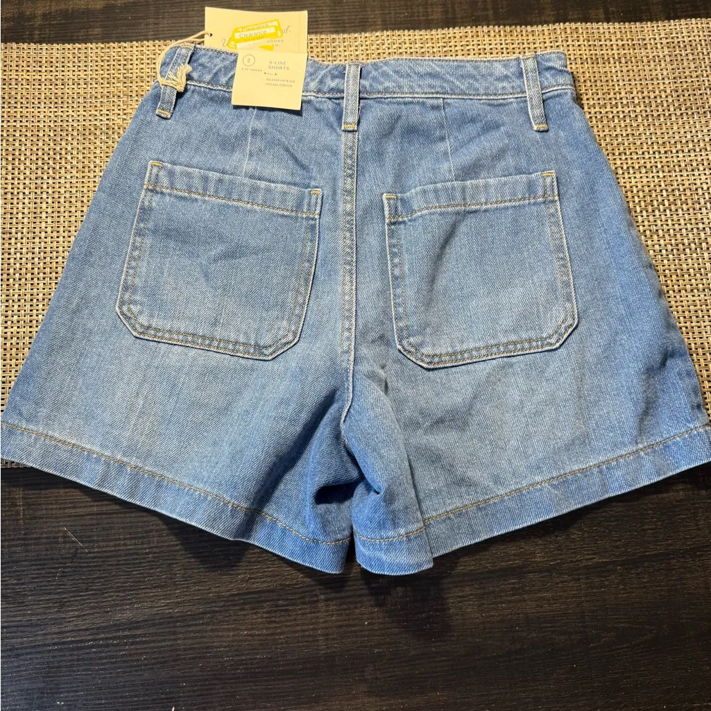Universal Thread Blue Jean Shorts Raw Hem Size 2 - Image 6