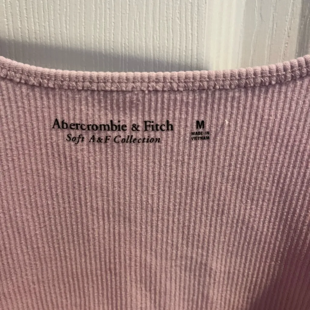 Abercrombie & Fitch Pink Ribbed Top - Image 2