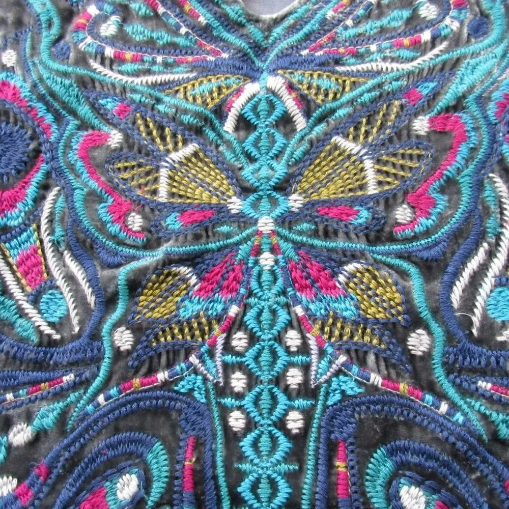 NWT Johnny Was Petite Aurelia Tunic in Steel Gray Butterfly Embroidered Top SP - Image 3