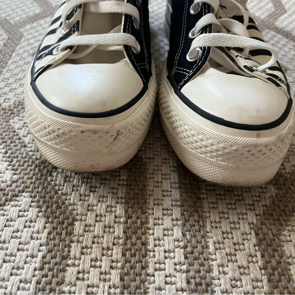 Converse custom chuck taylor all star lift platform canvas  black/ zebra - Image 9