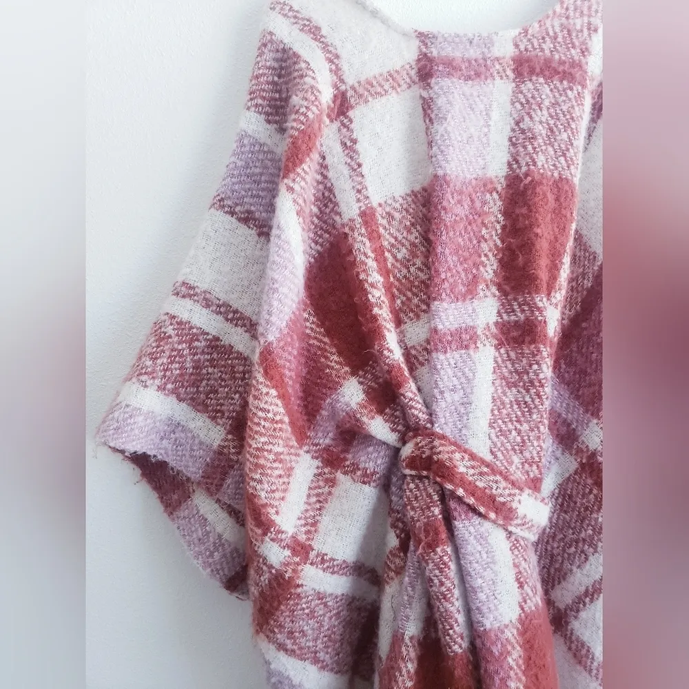 Max Studio Plaid Poncho Wiastband Tie - Image 5