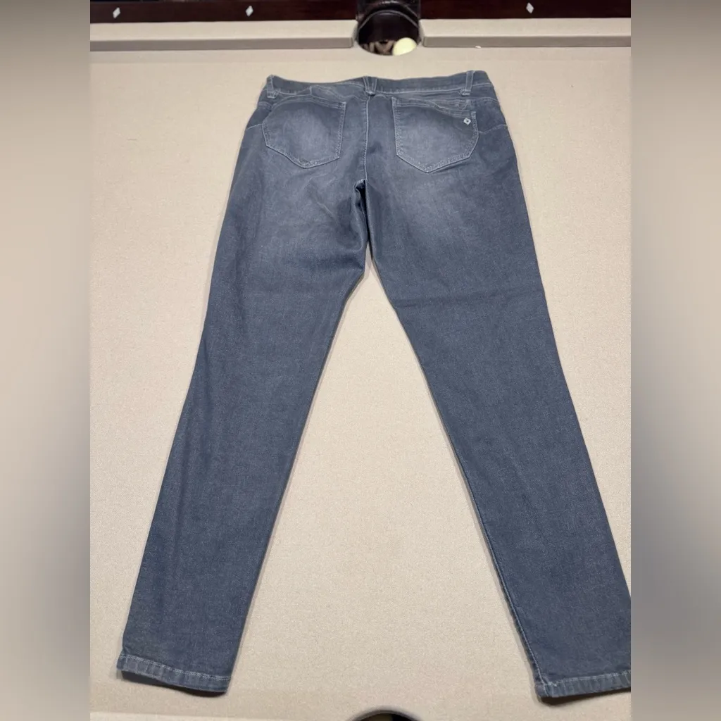 Democracy “Ab” Solution Charcoal Skinny Jeans - Image 2