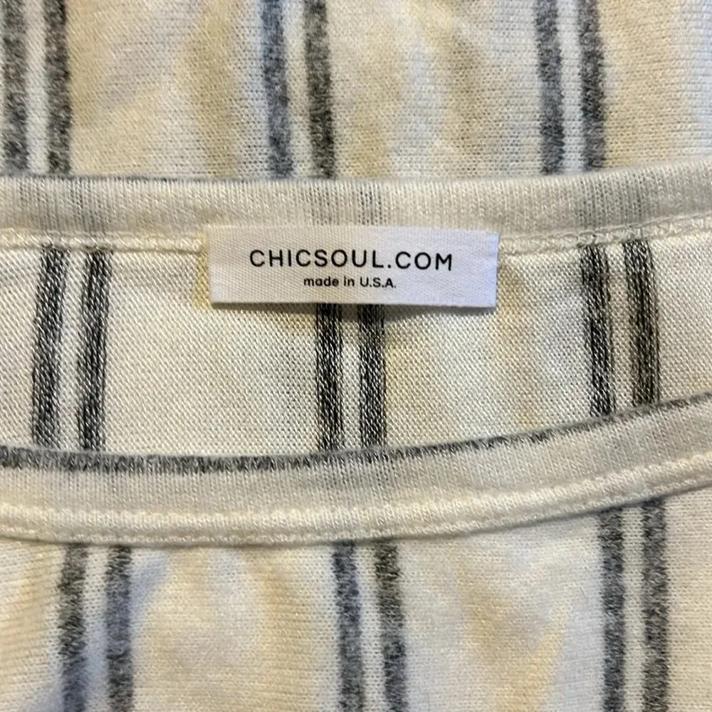 Chicsoul.com USA White & Gray Soft Women’s Top 1053 - Image 3