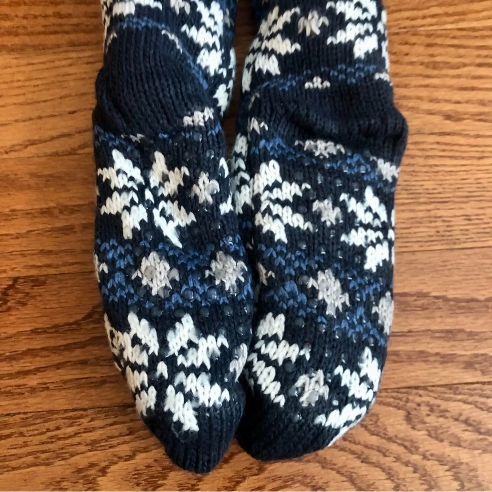 JOY Slipper Socks Grippers Navy Blue Faux Shearling Lining Women’s Size 4 - Image 4