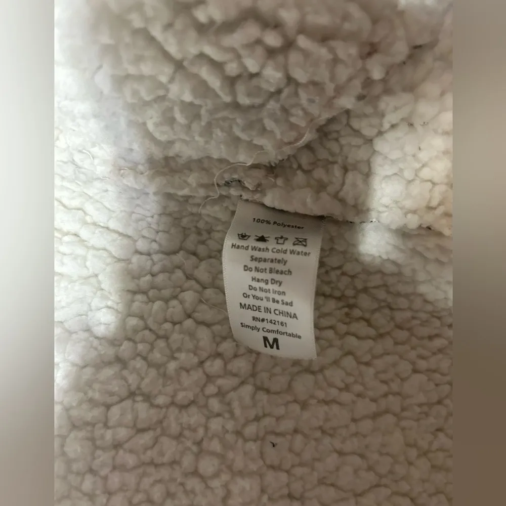 Ladies LulaRoe cheetah print cozy lined ladies med - Image 8