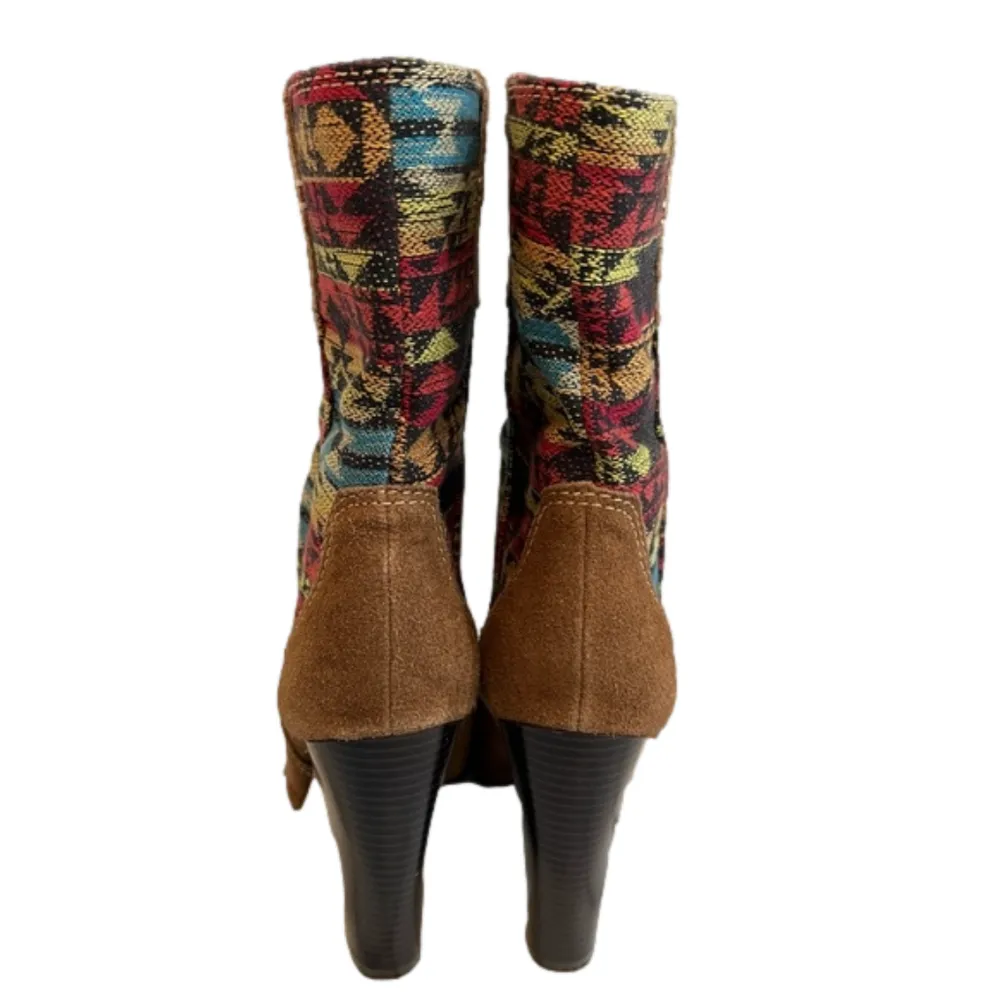 MIA suede stack heel boots, Aztec jacquard shafts, EUC size 9 bc - Image 4