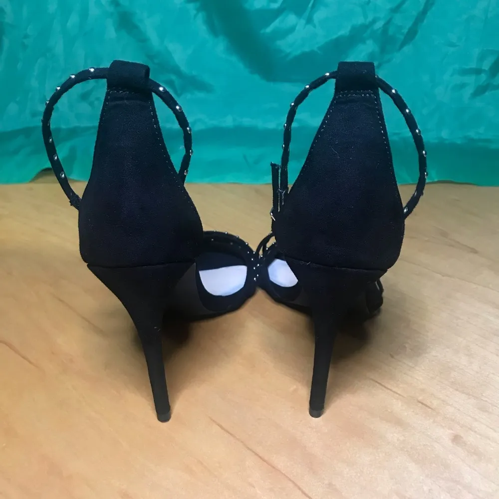 Windsor Women’s Black Open Toe Strap Stiletto Pump Size 8 - Image 4
