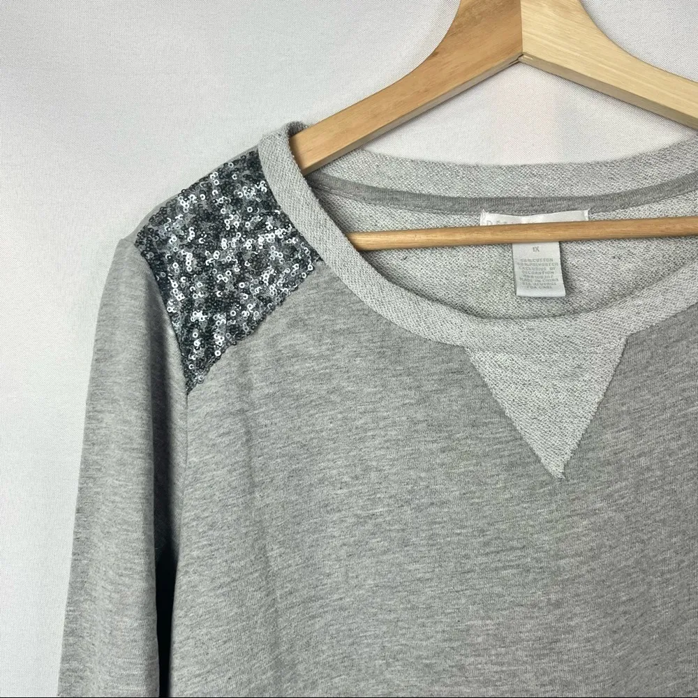 Design History Gray Round Neck Sequin Sweatshirt 1X - Image 3