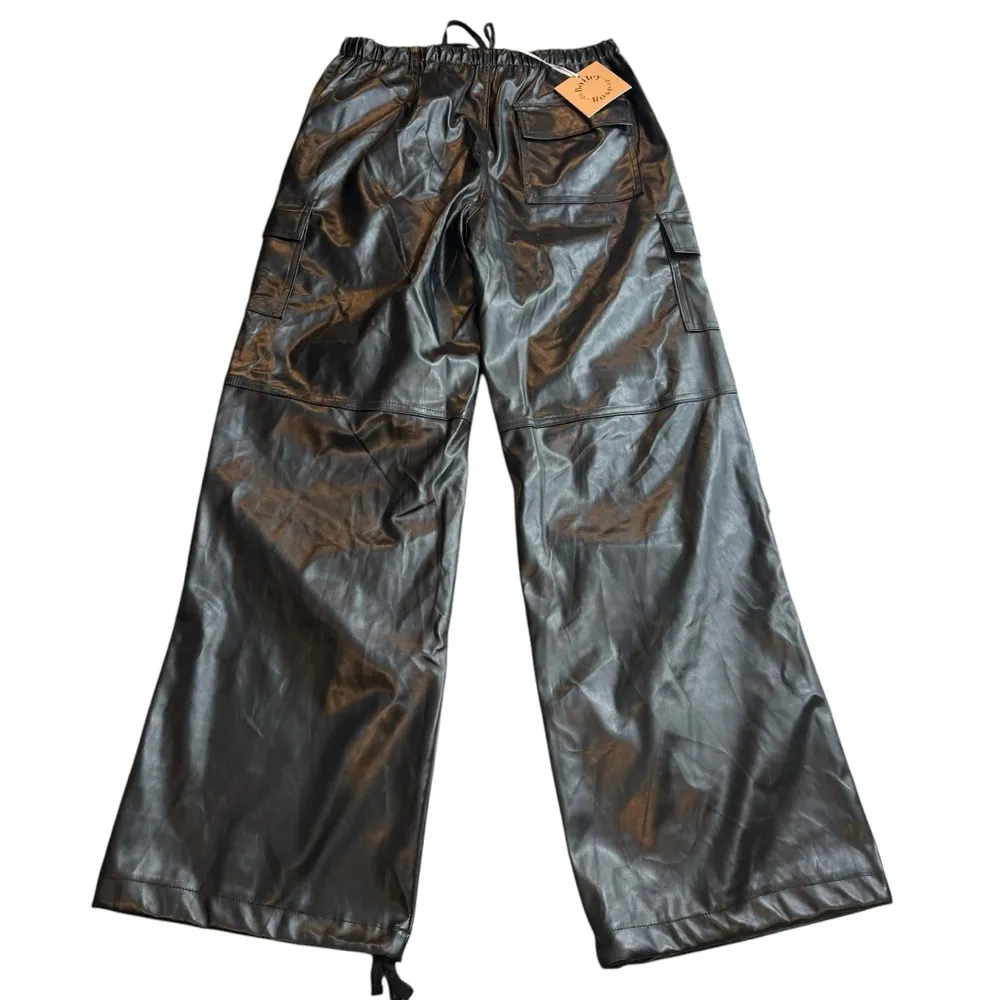 Lane 201 Women’s S Wildly Chic Cargo Pants Black Faux Leather Wide Leg Baggy New - Image 7