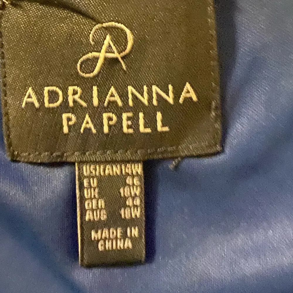 Adrianna Papell
Tropical Essence Printed Scuba Fit And Flare Dress Size 14W - Image 8