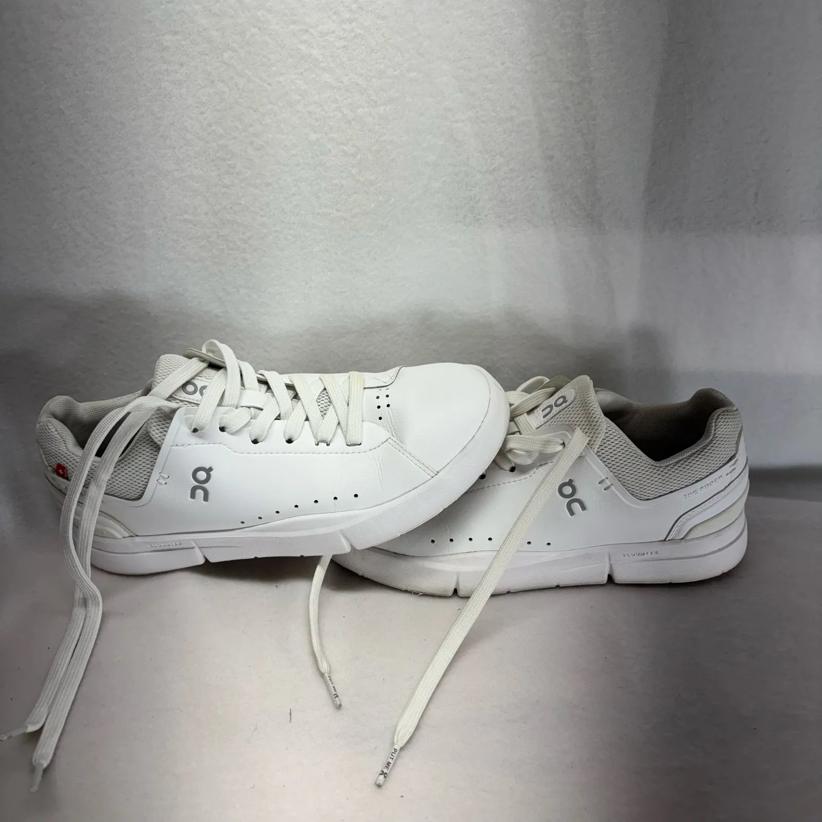 On Clouds‎ Roger Advantage White Leather Sneakers - Image 4