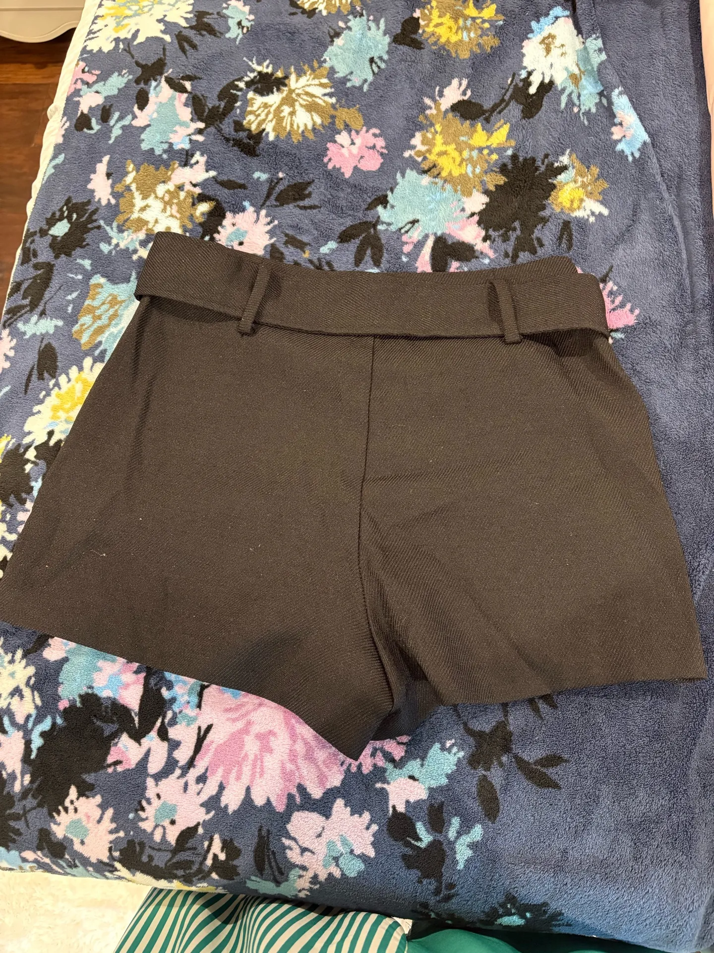 Glam Black Belted Skort - Image 3