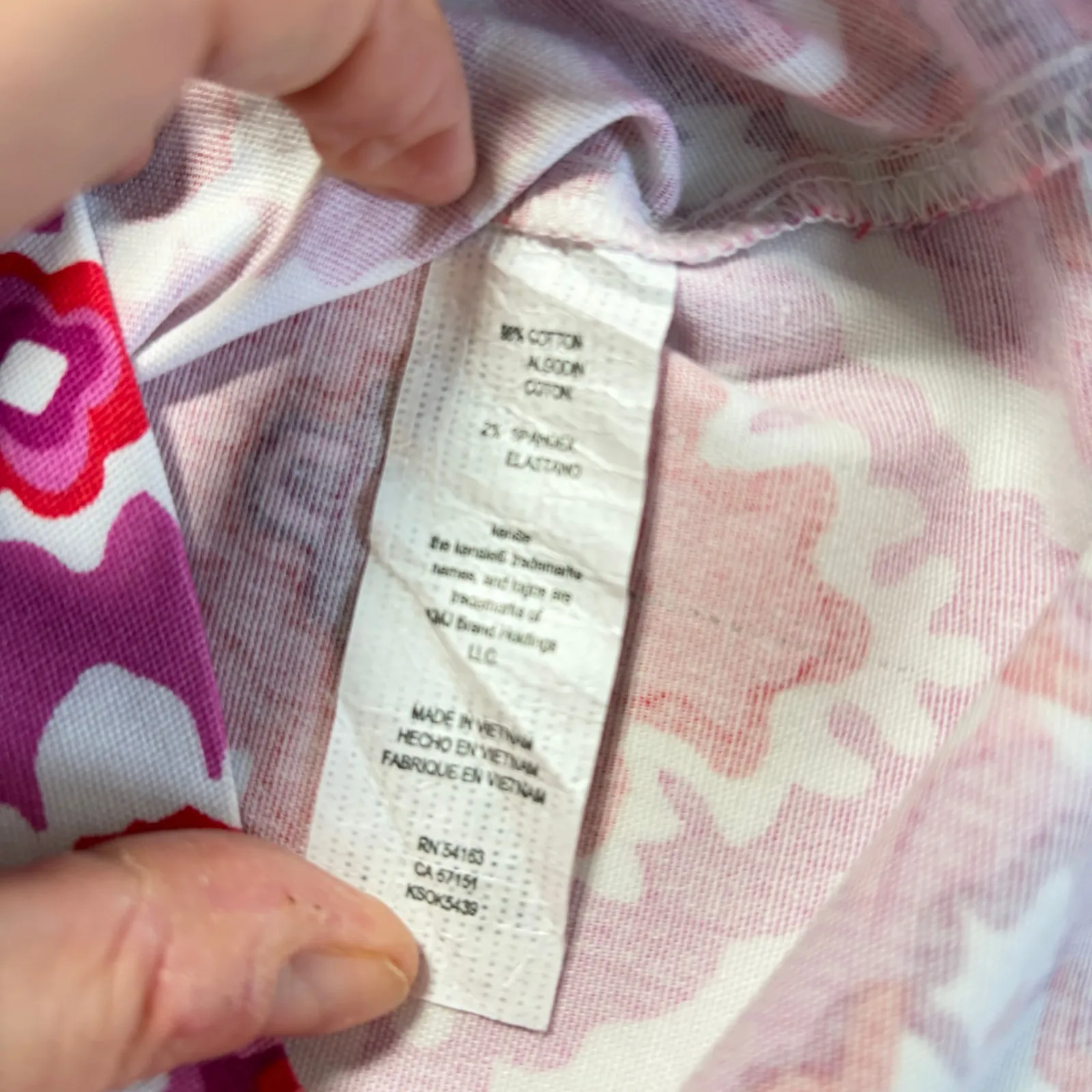 NWT Kensie womens pink white shift dress knee length 60s 70s vibes. Size 4 - Image 4