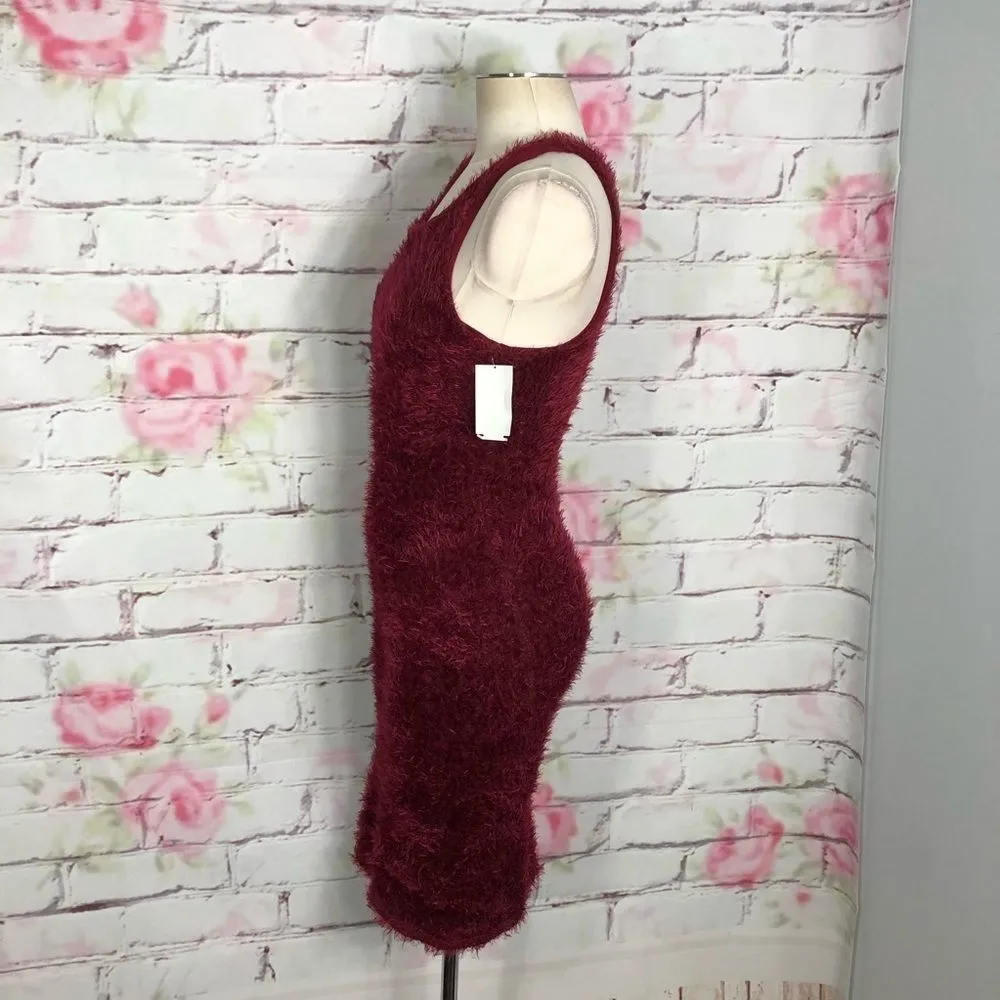 Velvet torch sleeveless red furry sweater dress - Image 8
