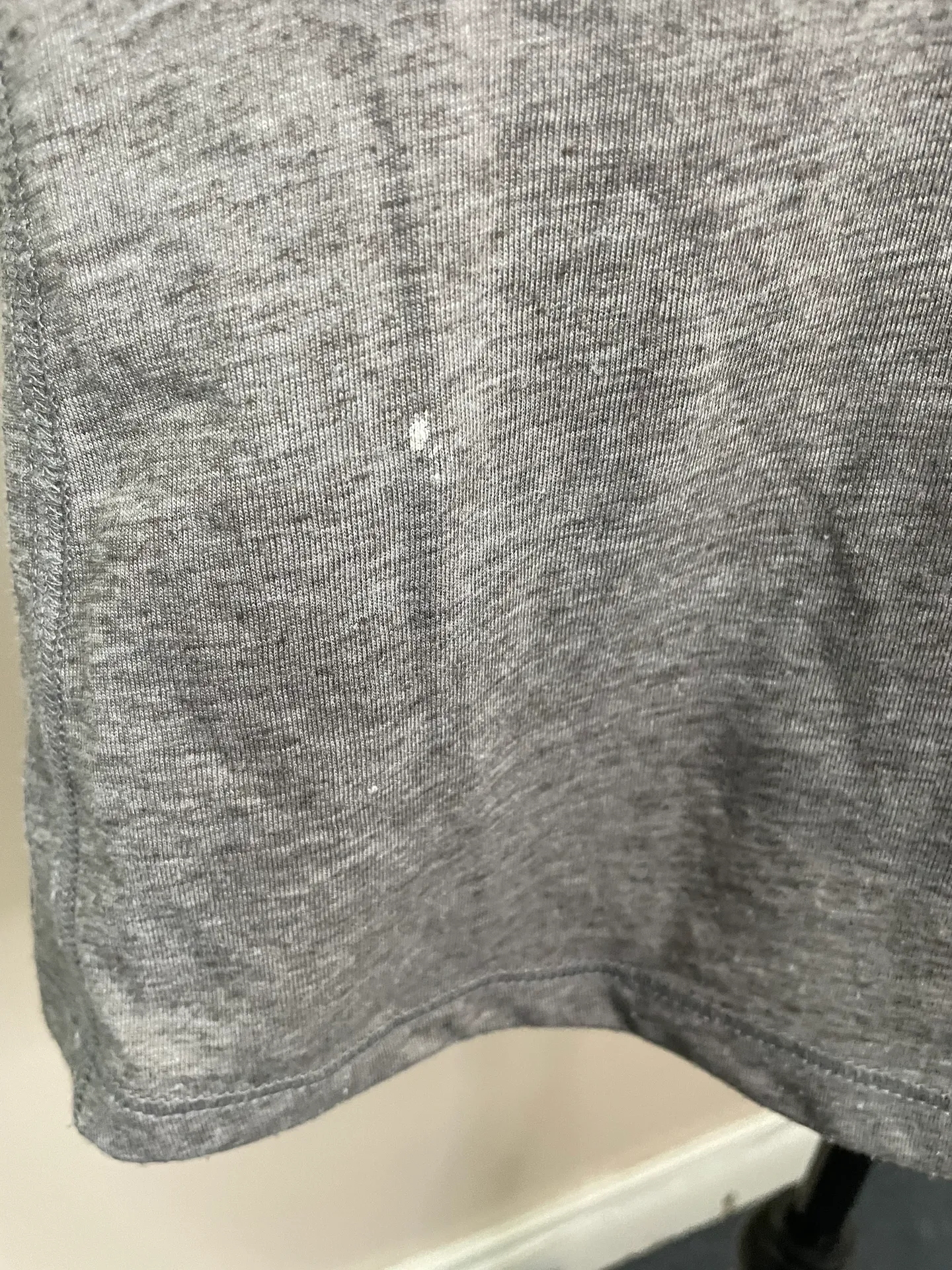 Danskin Confident  Now Semi Fitted Short Sleeve Grey Active Tee Size X-Large - Image 3