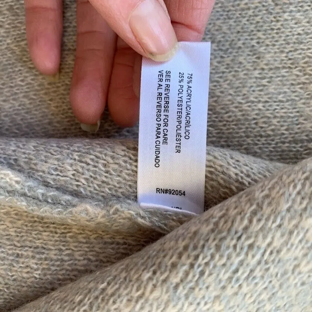 Love Ever After Cardigan Sweater Shacket Womens Size Medium Pockets Plaid Button - Image 5