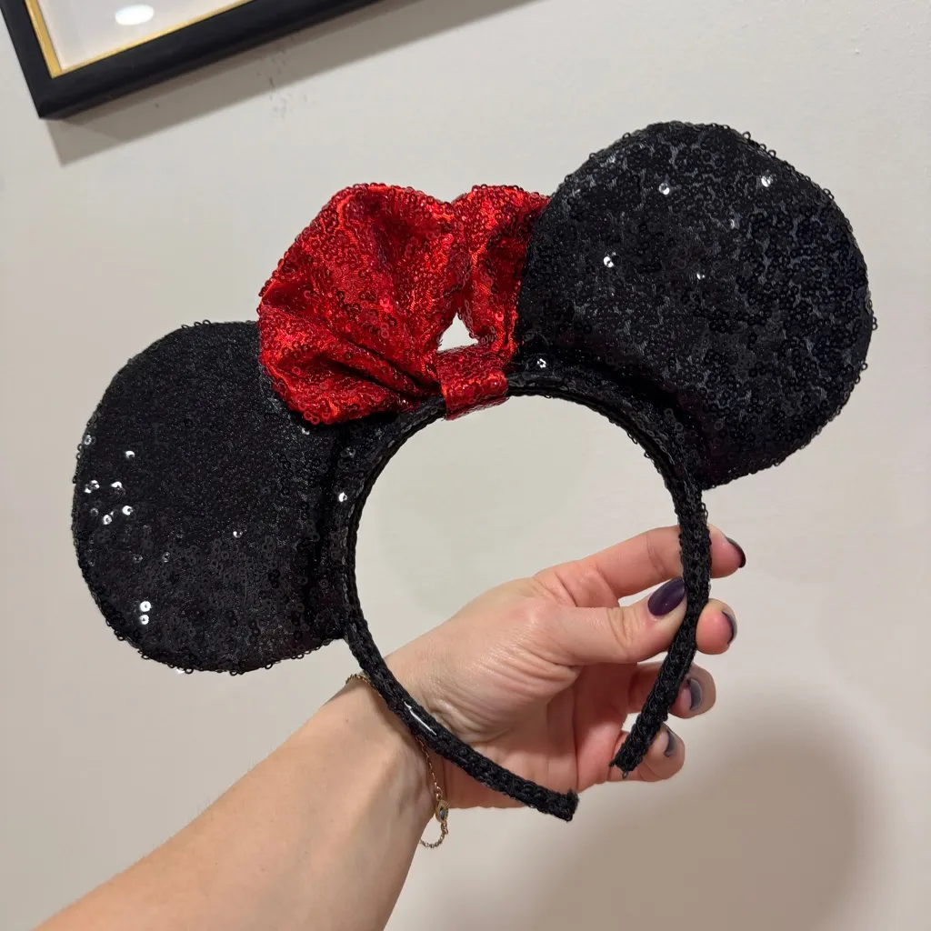 Disney Parks Minnie Mouse ears headband sequins bow - Image 4