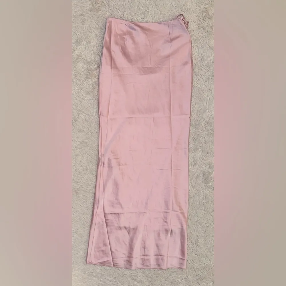 NWOT HOUSE OF CB 'Giuliana' Ballerina Pink Satin Maxi Skirt Sz XS - Image 5