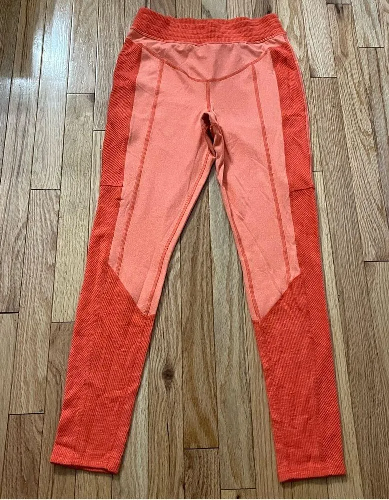 NWOT Free People Undercover Colorblock Leggings
FP Movement- Size M - Image 8