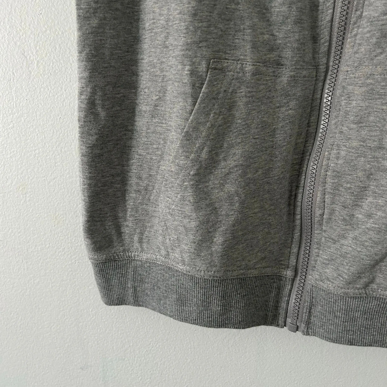 Fabletics Temecula Mesh Zip Up Mock Neck Gray Athletic Vest S Small - Image 4