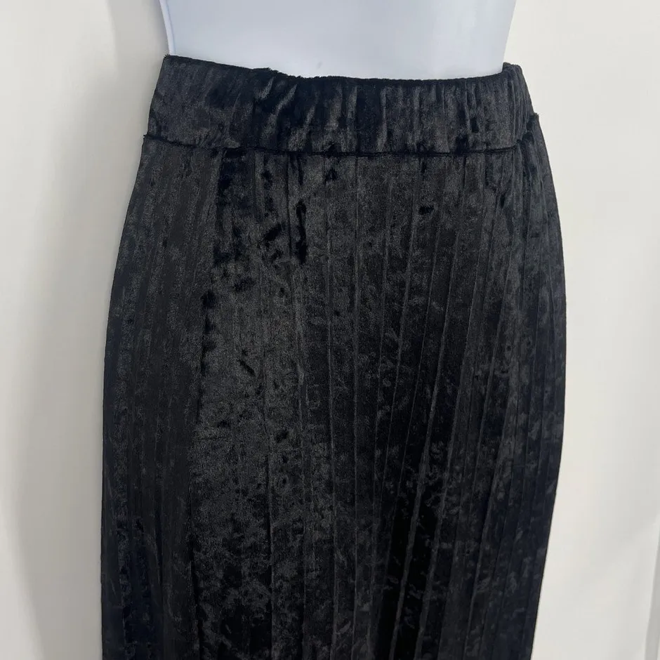 BLack Velvet Pleat Y2K Maxi Skirt XS Whimsigoth Goth Holiday Slit Romantic Glam - Image 4