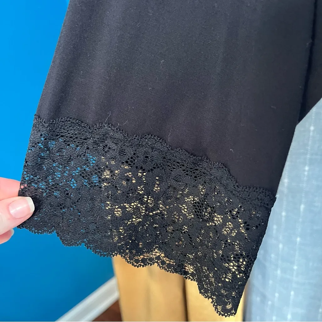 Love by Gap Maternity Modal & Spandex Black Robe w/ Lace Trimmed Sleeves Size XS - Image 3