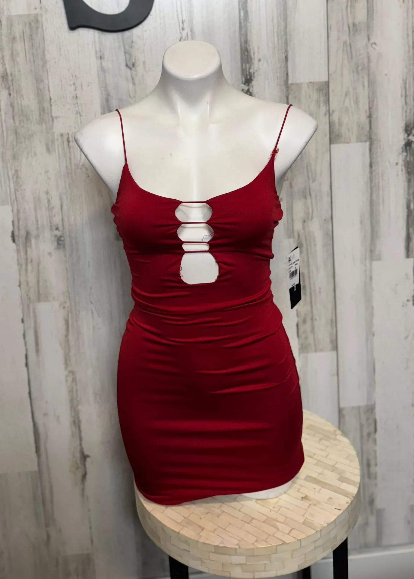 Red Dress - Image 2