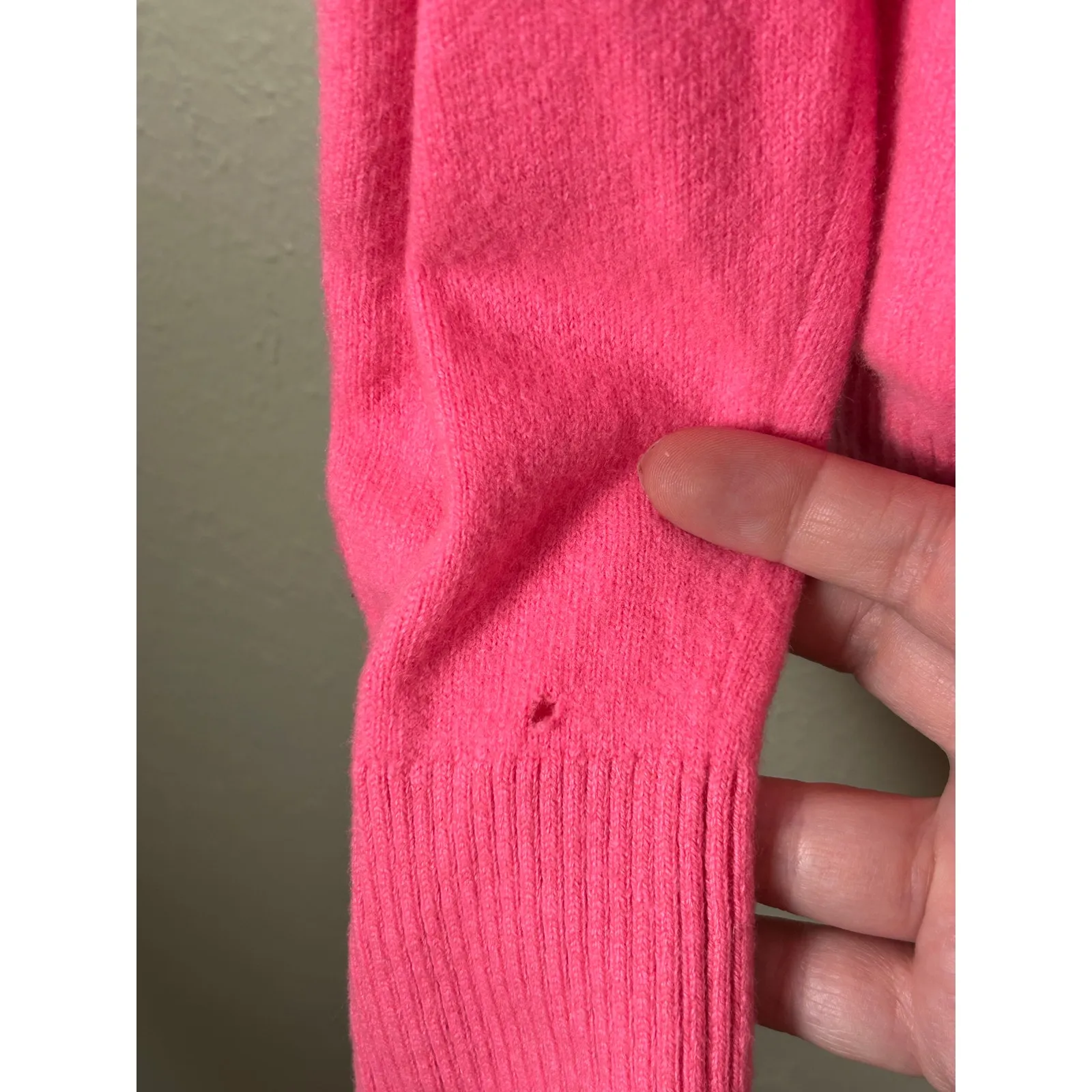 Lilly Pulitzer Cashmere Sweater Size Small Bright Pink Preppy Colorful TINY FLAW - Image 11
