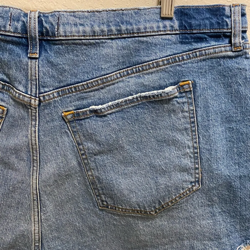 Blue The Mom Short High Rise Curve Love Size 20 - Image 10