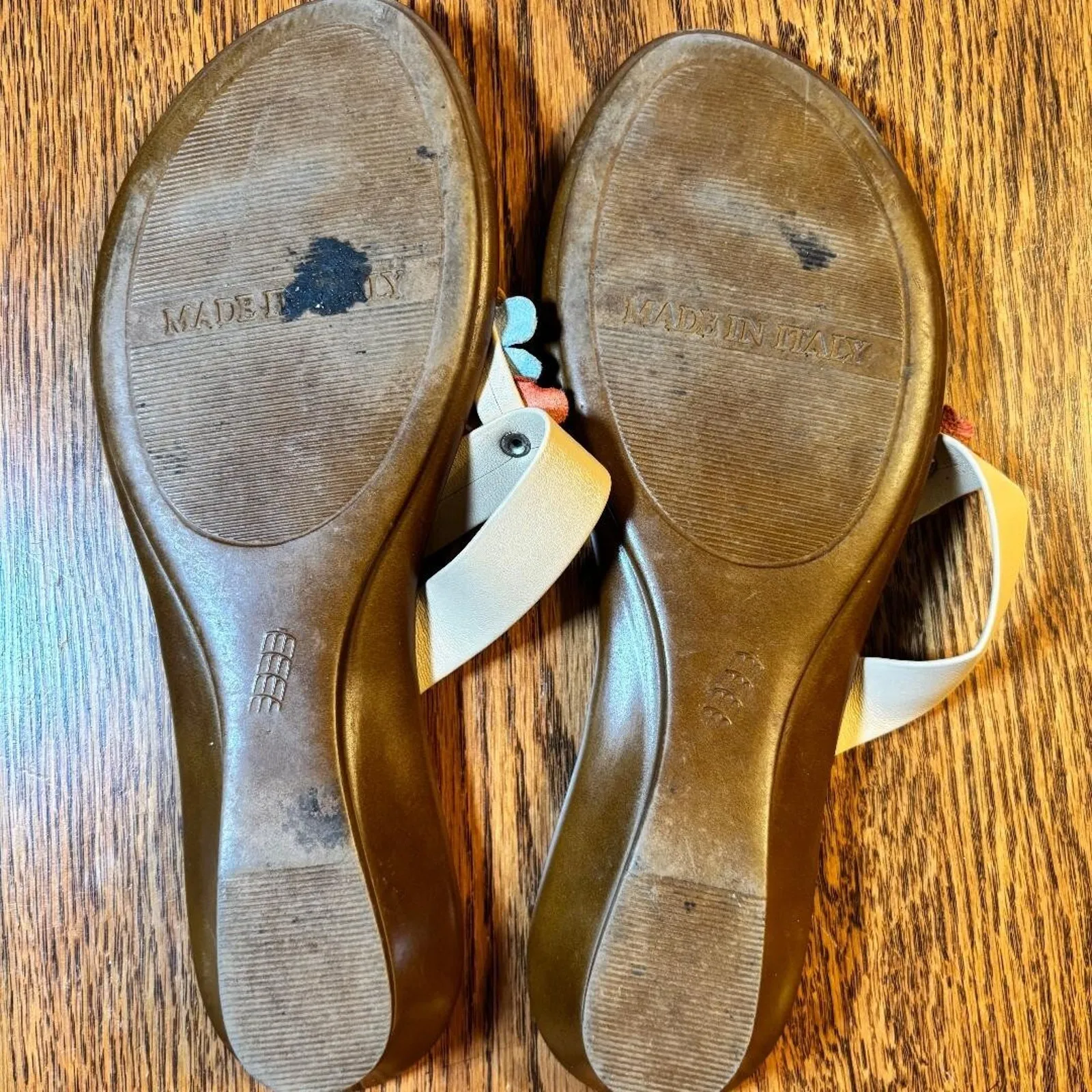 Italian Shoemakers Sandals/Thongs with Flowers size 8 1/2 Tropical Boho - Image 5