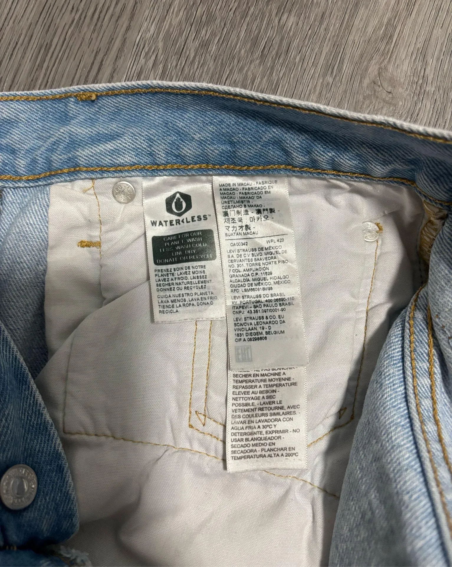 Levi’s 501 Shorts Denim - Image 6