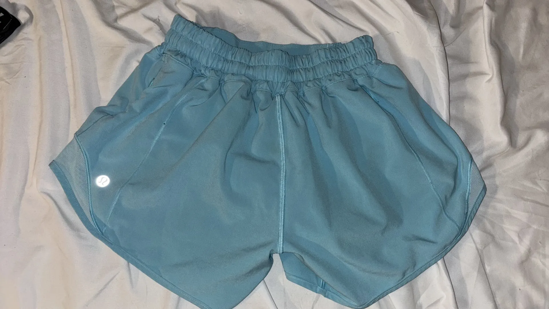 Women’s Lululemon Hotty Hot Shorts 2.5" - Image 4