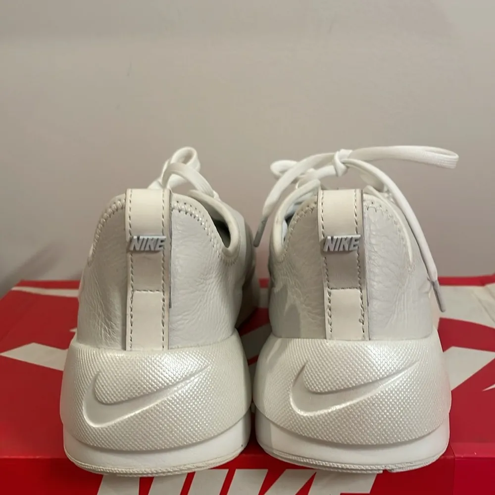 Nike Ashin Modern LX Triple Sneakers White NEW in box - Image 10