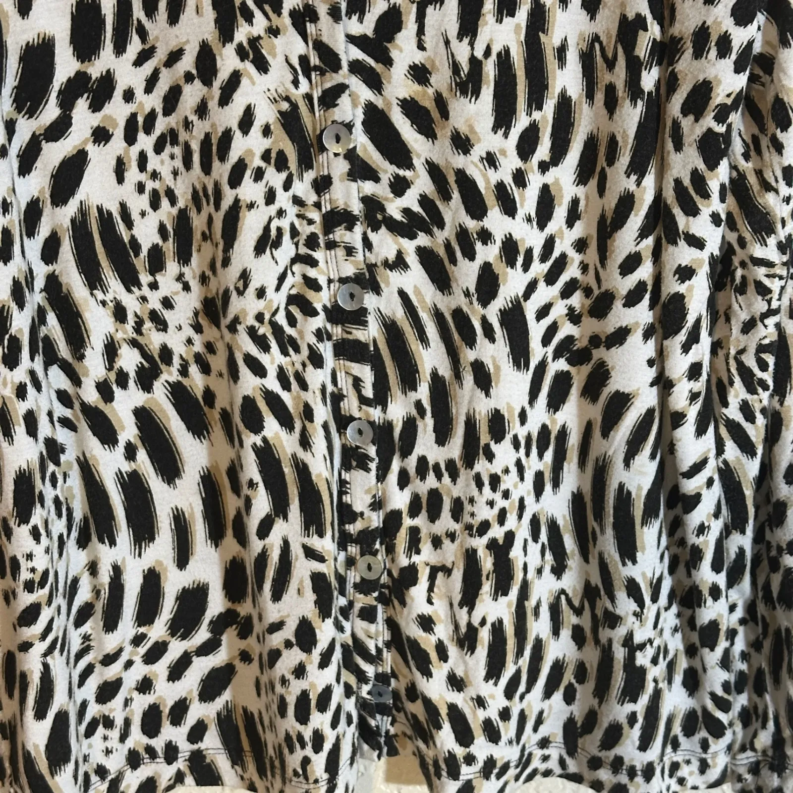 Chicos Cardigan XL Leopard Print Long Sleeve V Neck Button Front Women Size 3 - Image 4