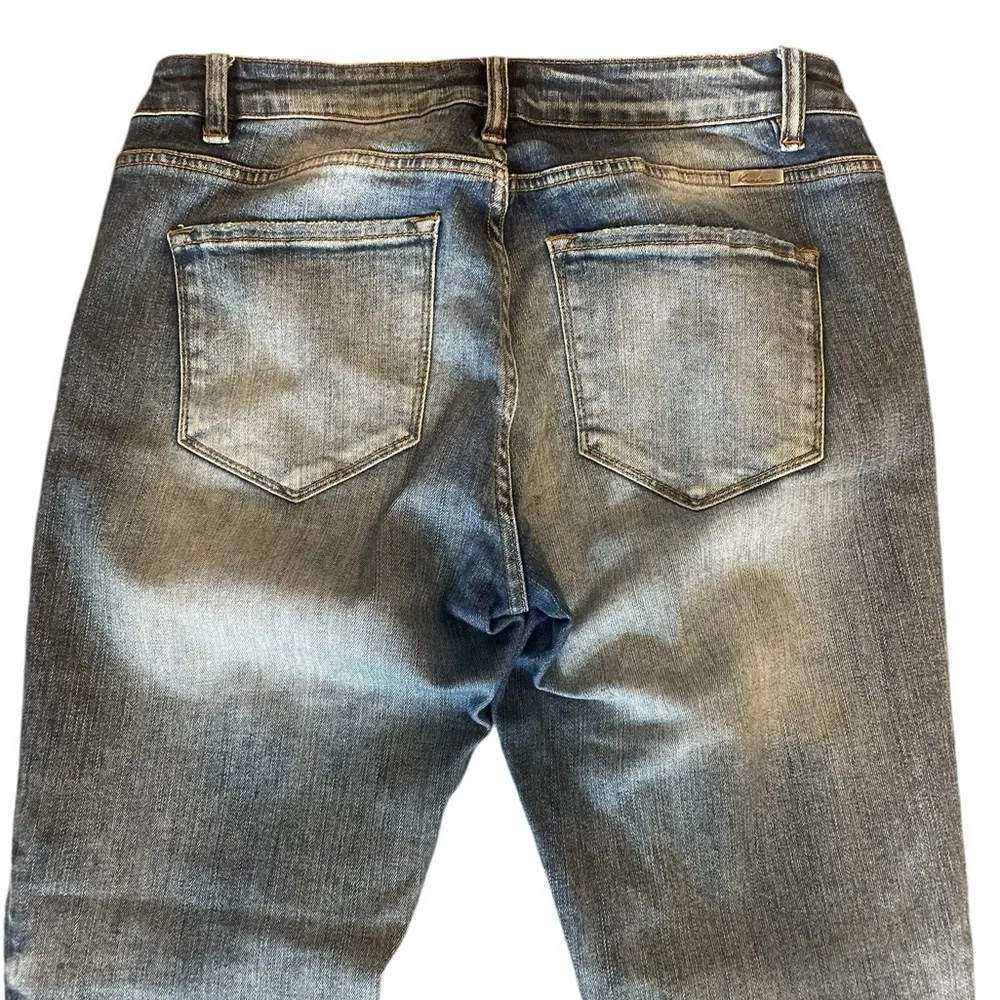 KanCan Mid Rise Boyfriend Fit Jeans Distressed Button Fly Womens 7 or 27 - Image 5