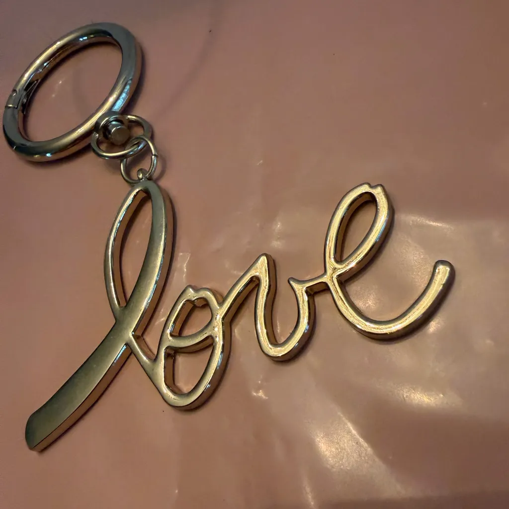 Gold Love Key Holder - Image 3